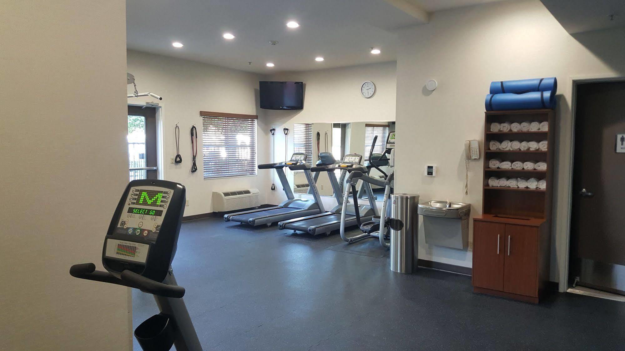 Best Western Plus Delta Inn & Suites Oakley Ngoại thất bức ảnh