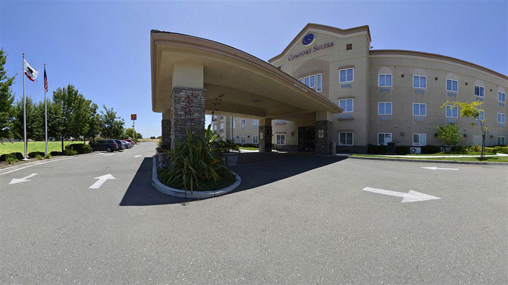 Best Western Plus Delta Inn & Suites Oakley Ngoại thất bức ảnh